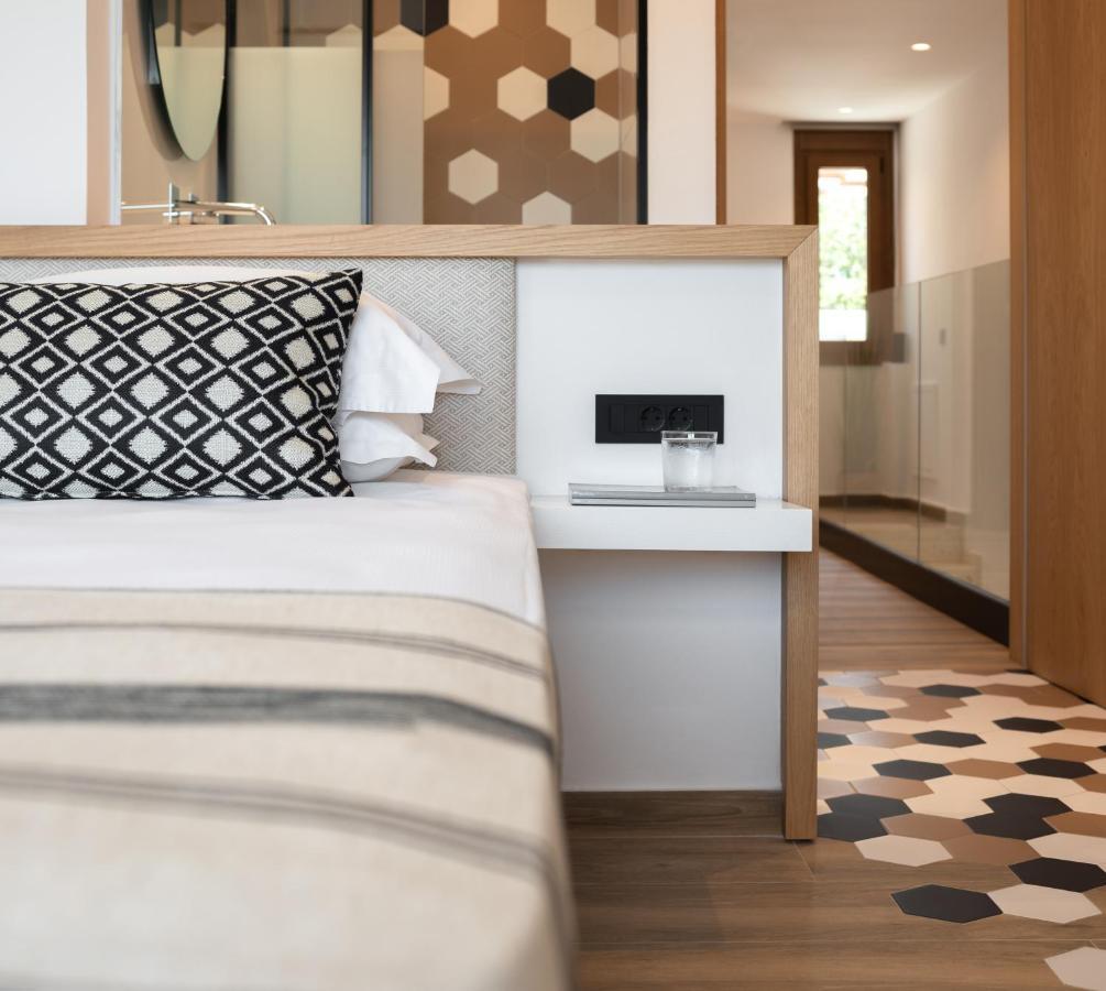 De Light Boutique Villas I II & III - Close To Rethymno, By Thinkvilla Atsipopoulo Екстер'єр фото