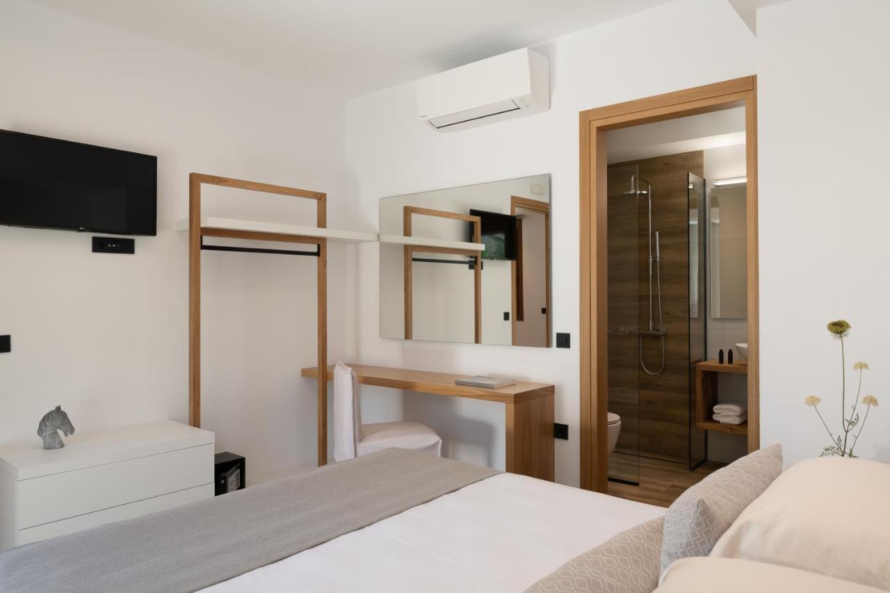 De Light Boutique Villas I II & III - Close To Rethymno, By Thinkvilla Atsipopoulo Екстер'єр фото